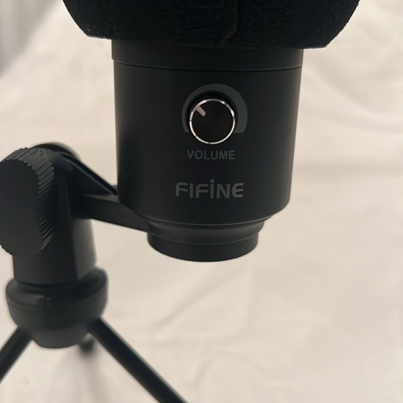 Microphone - Picture 3 of 5